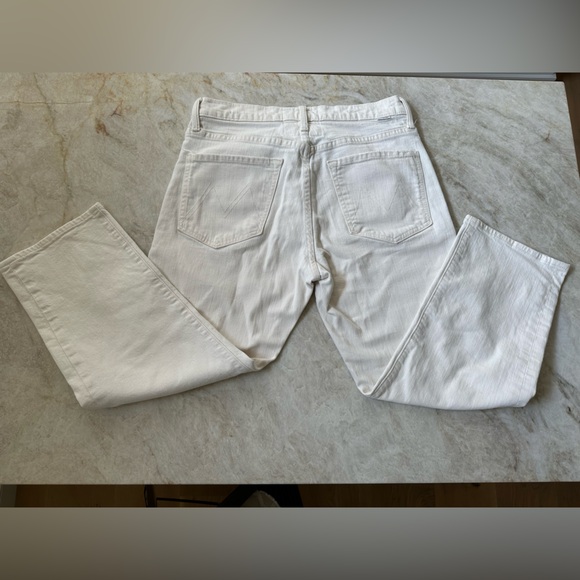 MOTHER Superior Ditcher Cropped Jeans in Act Natural - Picture 14 of 15